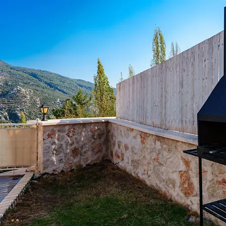 Villa Ustali